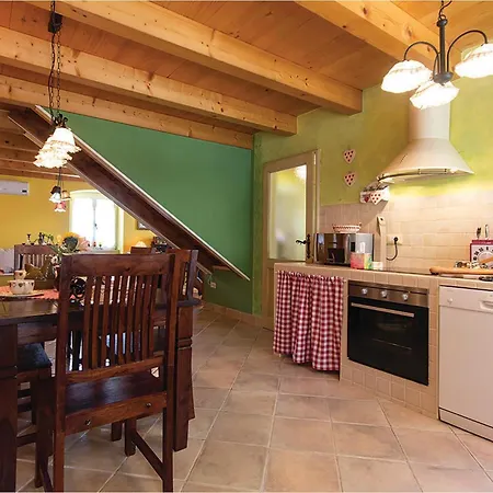 Tatil Evi Luxurious Home In Hrboki *